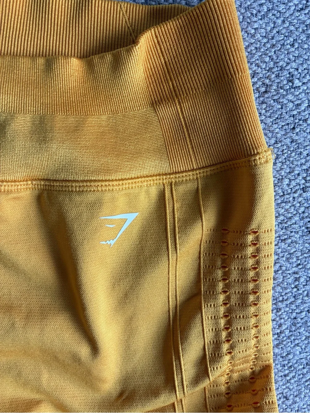 Gymshark Seamless Biker Shorts Women M .Mustard Yellow High Waisted Activewear.